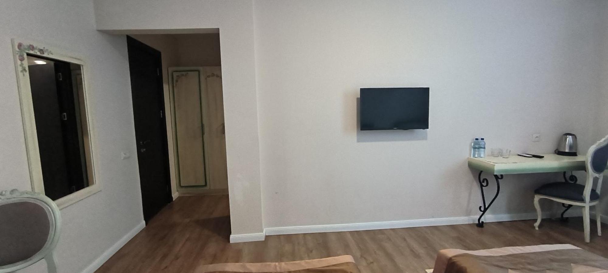 Prestige Palace - Esquisse Hotel Tbilissi Chambre photo
