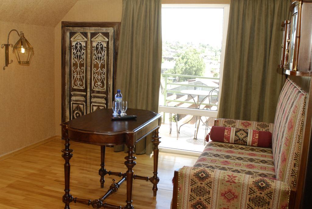 Prestige Palace - Esquisse Hotel Tbilissi Extérieur photo