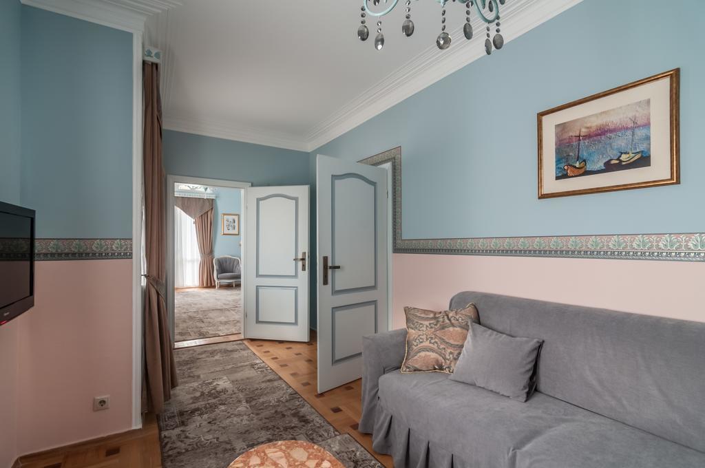 Prestige Palace - Esquisse Hotel Tbilissi Extérieur photo