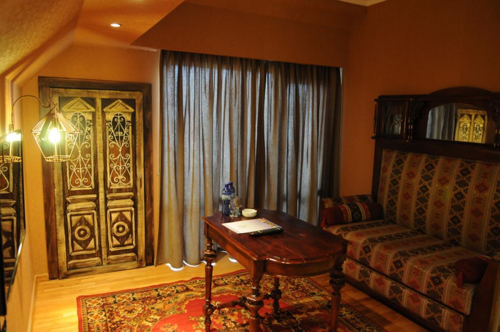 Prestige Palace - Esquisse Hotel Tbilissi Extérieur photo